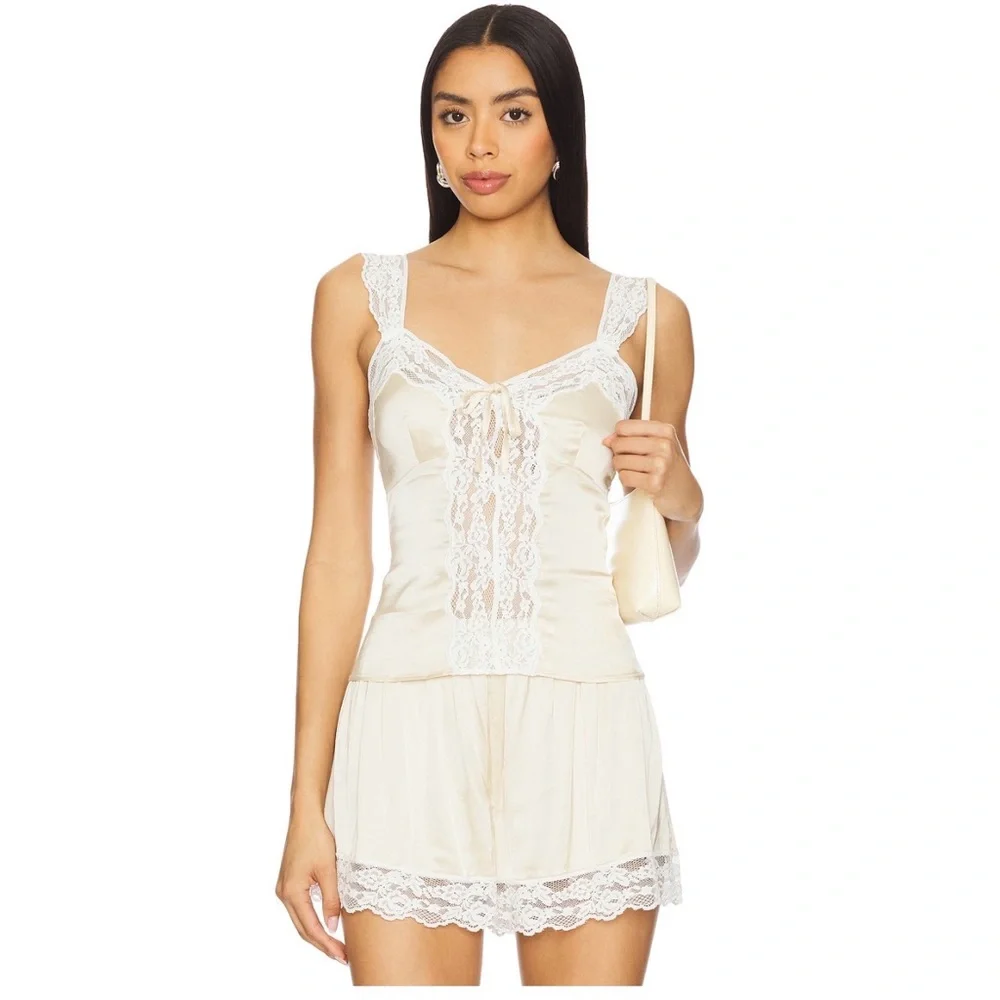 Revolve/Tularosa Coline Top + Coline Short Set - Picture 1 of 5